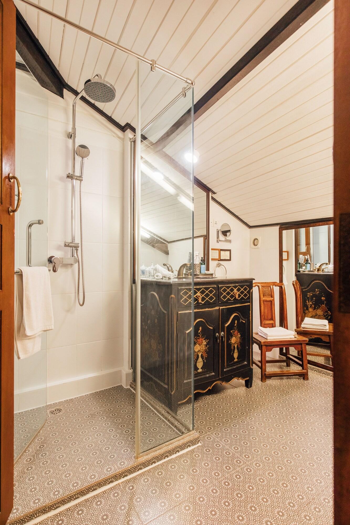 Campbell House Hotel 4*
