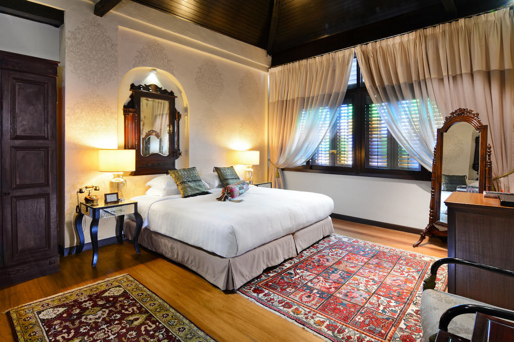 Campbell House Hotel